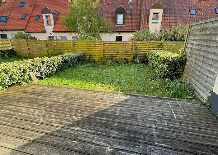 Appartement Terrasse Jardin A 2 Pas De La Plage
